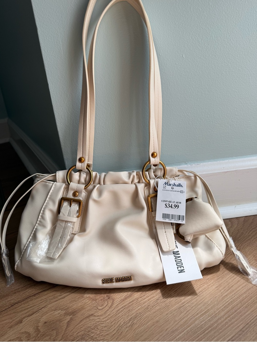 Viral Steve Madden Cream Shoulder Bag